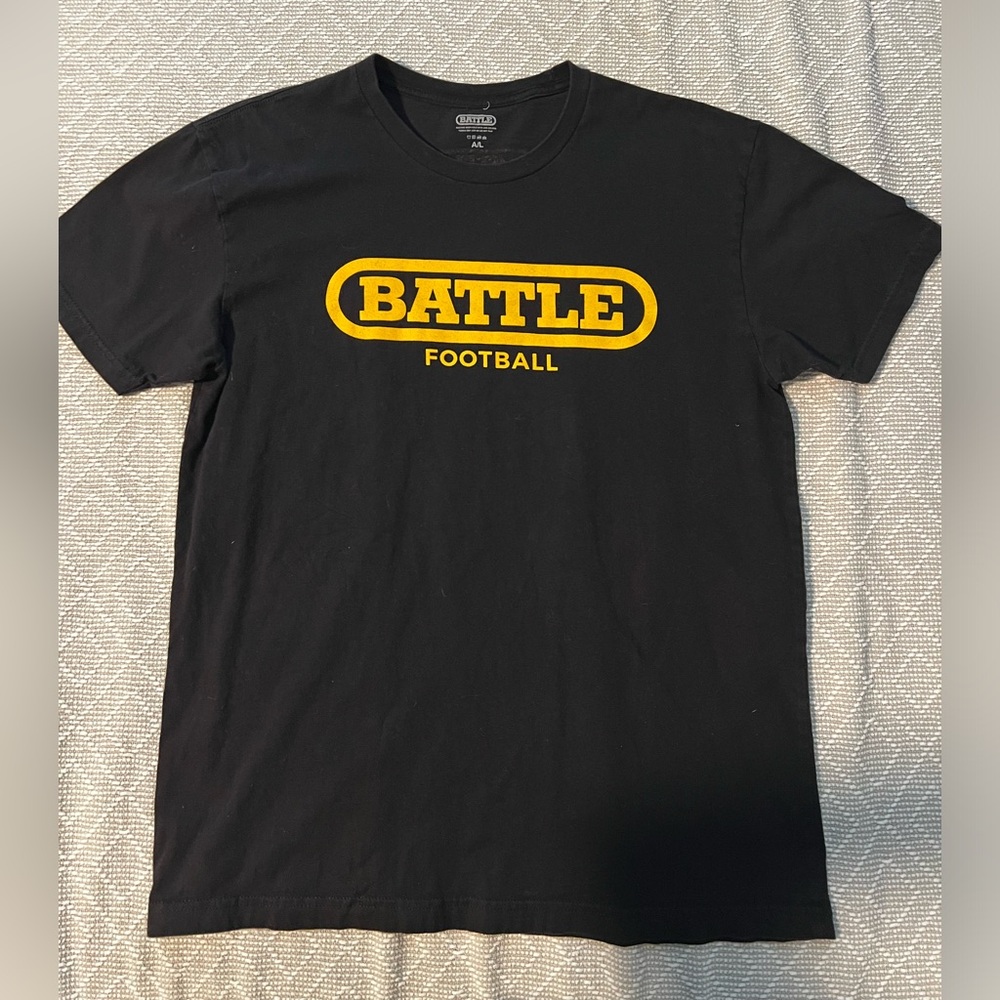 Mens Battle short sleeve tee - size large